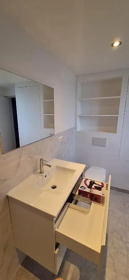 The 16Th Century 2Br Apartment In The City Center Antwerp